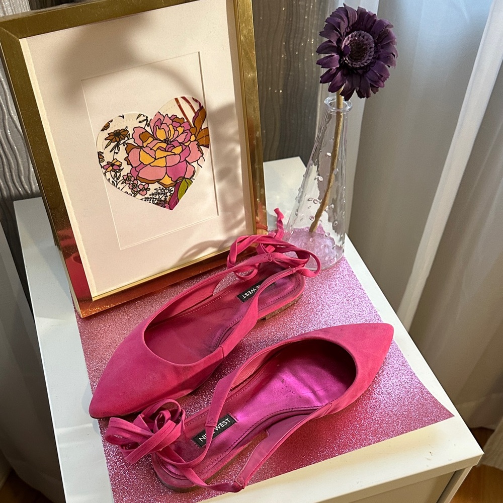 Nine West Fuchsia Flats